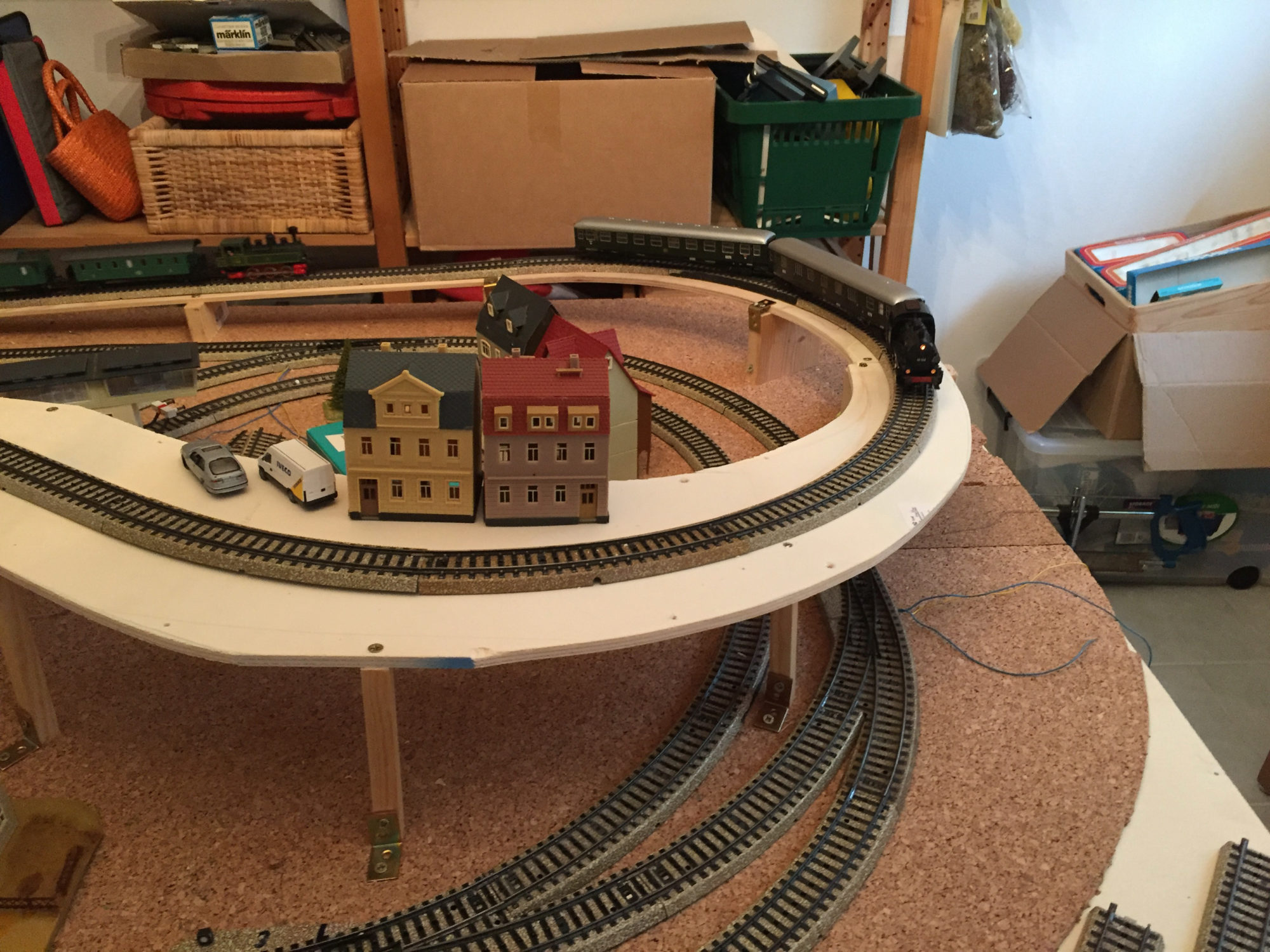 planung-und-bau-meiner-kleinen-analogen-modellbahn-anlage-spur-h0